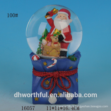 Globo de neve da resina da decoração da decoração do Natal